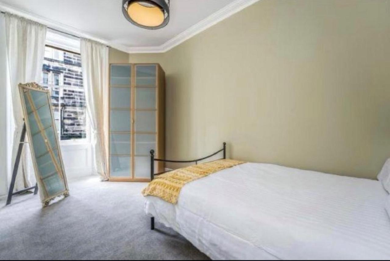 Spacious & Comfortable 3 Bedroom Apartment - Near City Centre - Free Parking Available - Sleeps Up To 5 Guests EDI Exterior photo